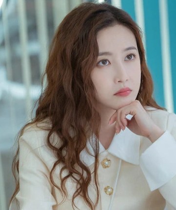 刘美含