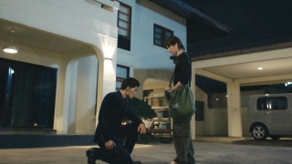 清醒点，泰尔先生剧照