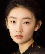 周依然