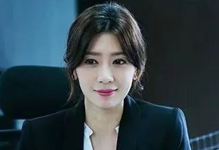 贾静雯