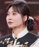 李雪琴