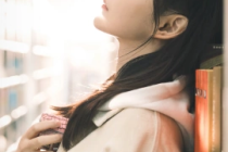 何泓姗