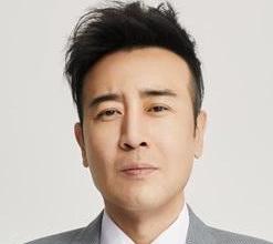 于和伟