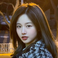 李佳佳