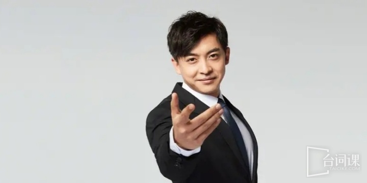 李佳航