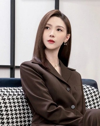 于昕仡