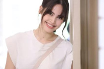 Urassaya Sperbund（Yaya）