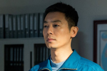 朱亚文
