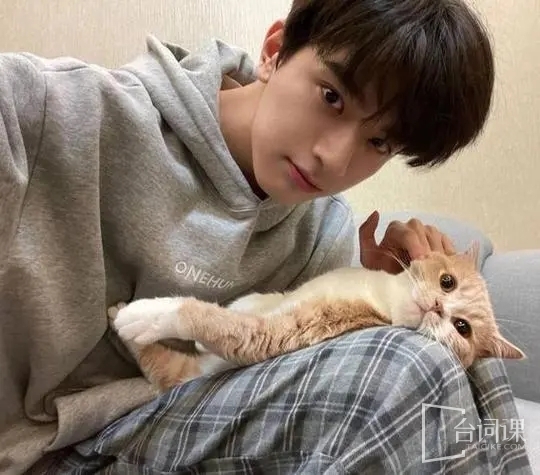 Lin Yi