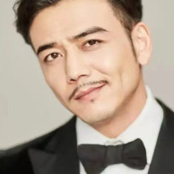 杨烁