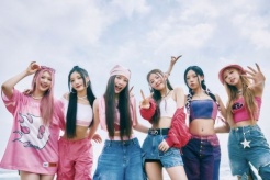 女团“PURPLE KISS”2025年11月结束组合活动