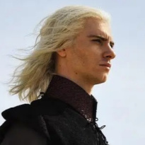 Harry Lloyd
