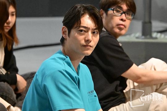 《占领电视台》第8集分集剧情介绍