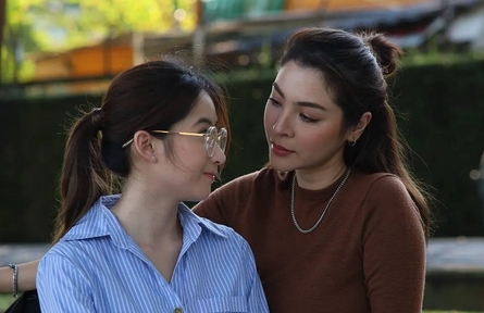 Thai Drama《Love Fills the Blank》Updated on days of the week