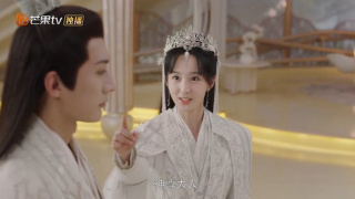 love never failsStills