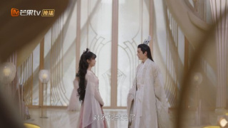 love never failsStills